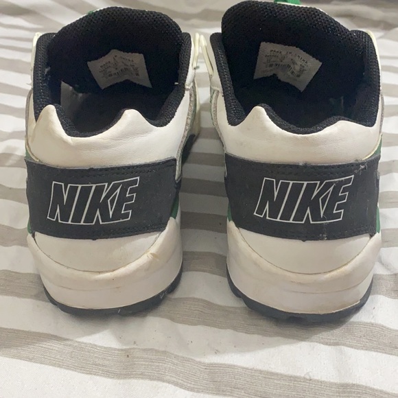 Nike sneakers - Picture 3 of 5